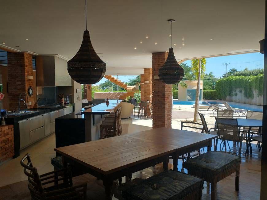 Casa à venda com 4 quartos, 500m² - Foto 2