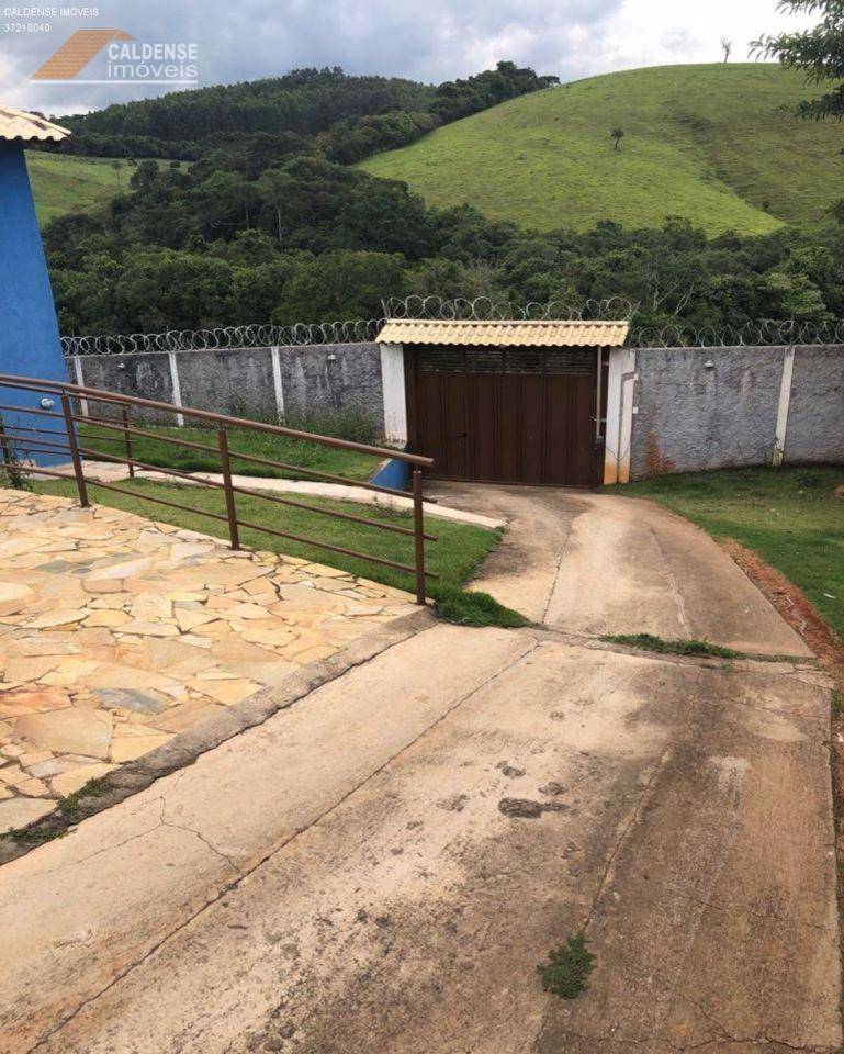 Chácara, 4 quartos, 1500 m² - Foto 2