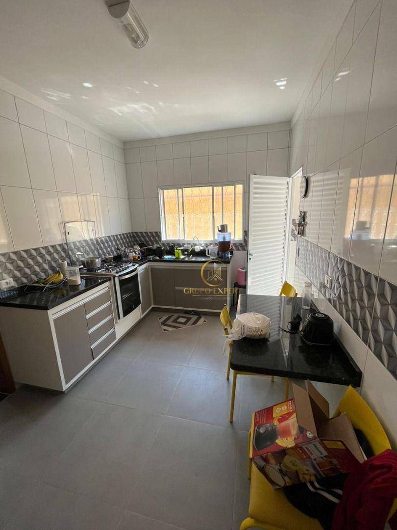 Casa à venda com 2 quartos, 100m² - Foto 6