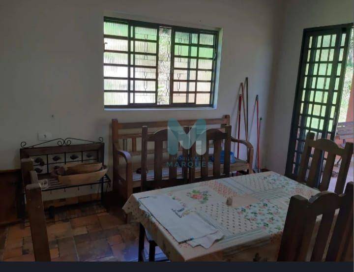 Sítio à venda com 2 quartos, 180m² - Foto 4