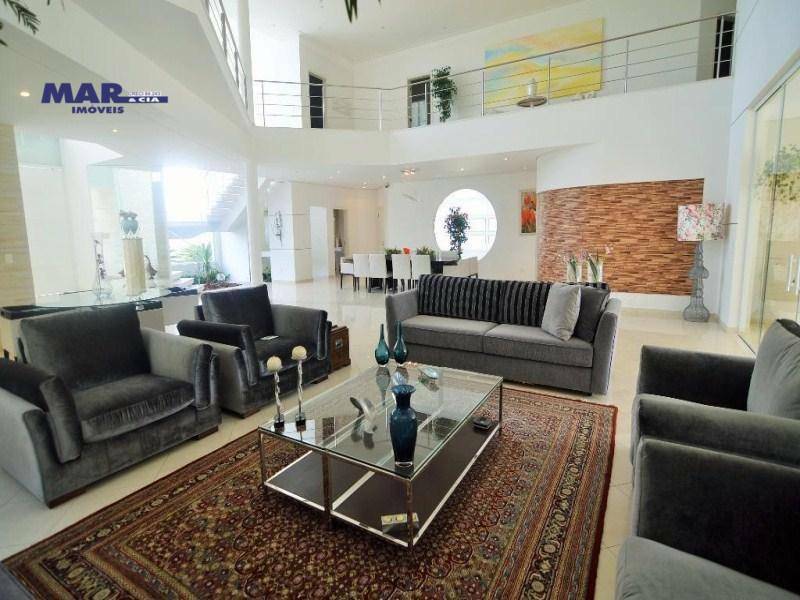 Casa à venda com 5 quartos, 750m² - Foto 1