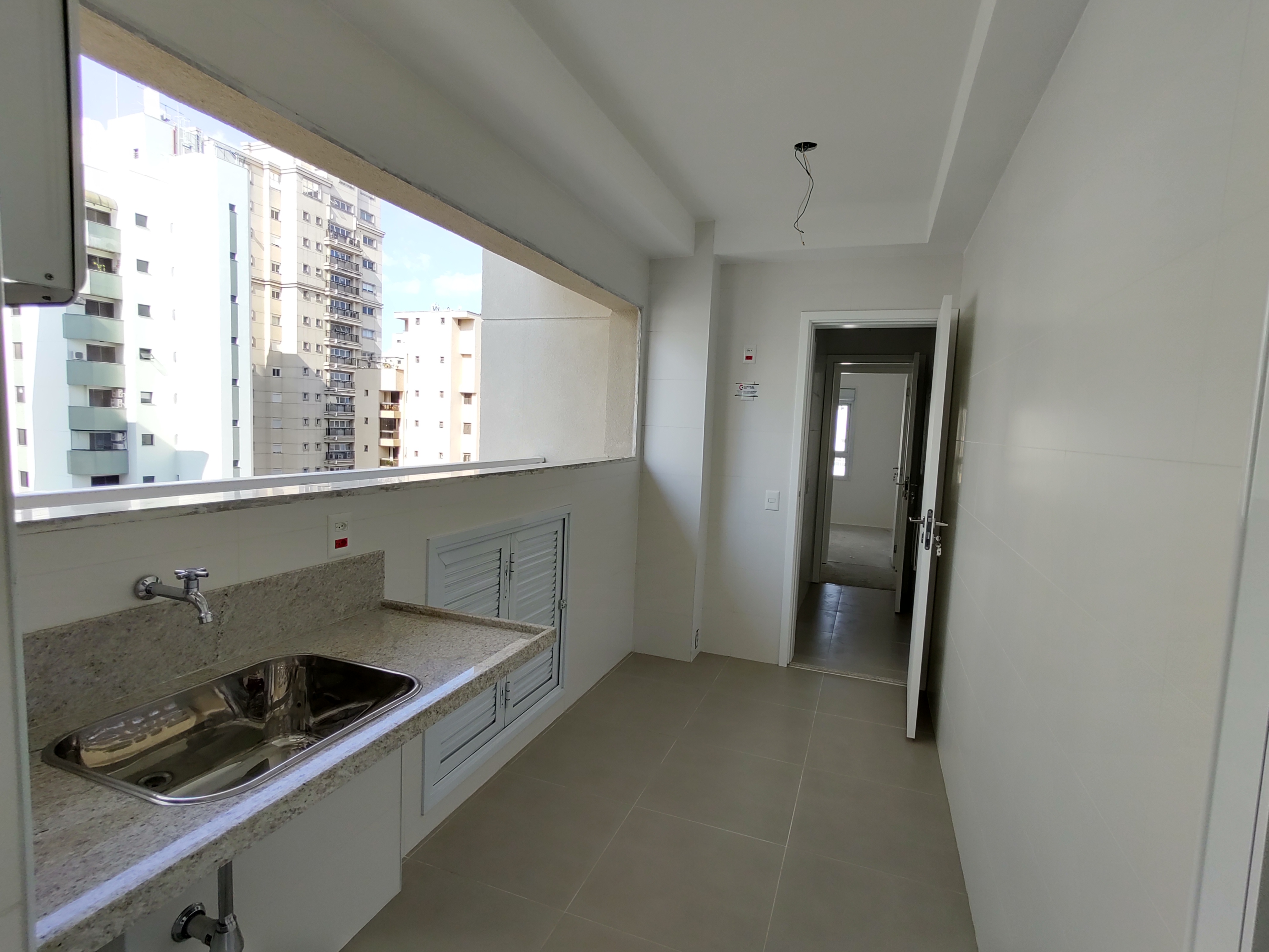 Apartamento à venda com 3 quartos, 202m² - Foto 14