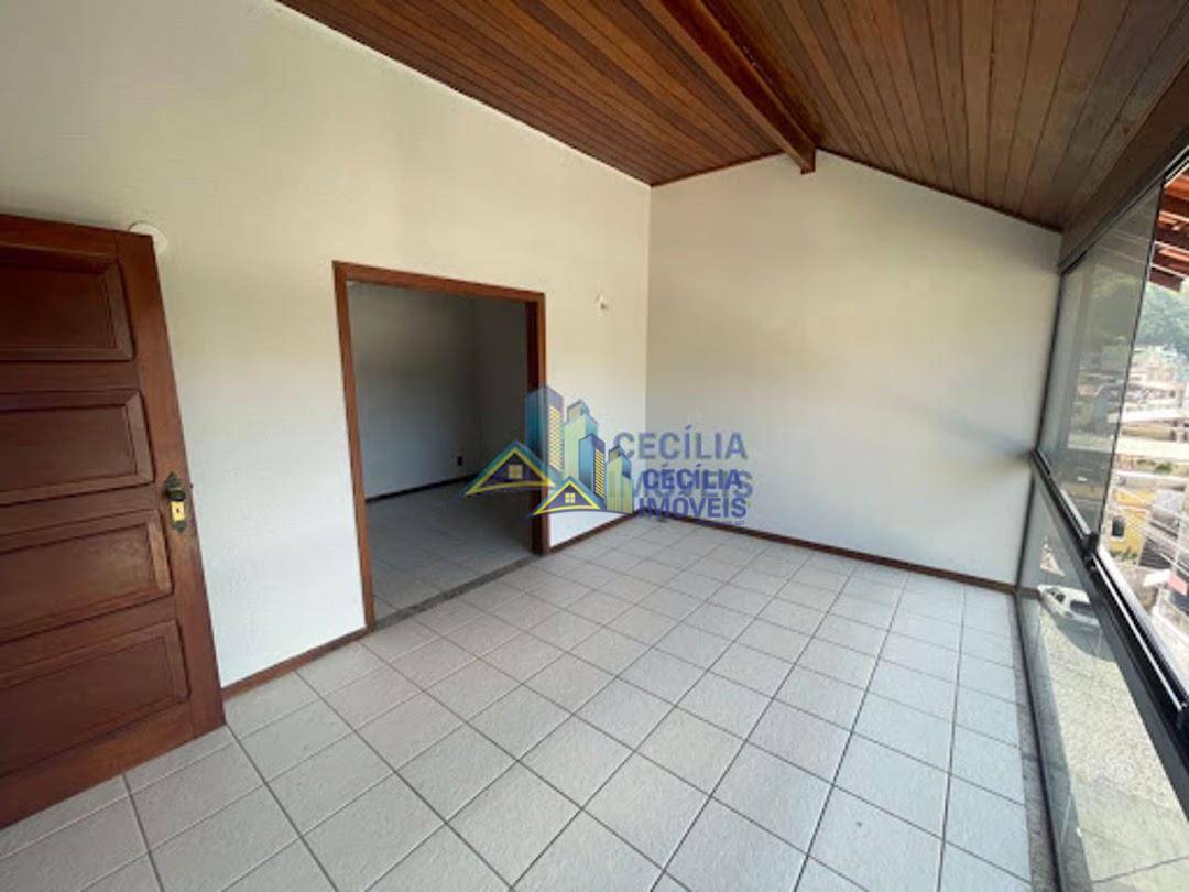 Casa à venda e aluguel com 4 quartos, 1M2 - Foto 31