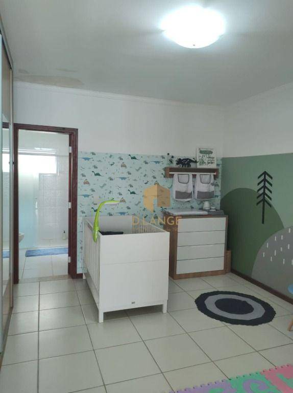 Casa de Condomínio à venda com 3 quartos, 290m² - Foto 12