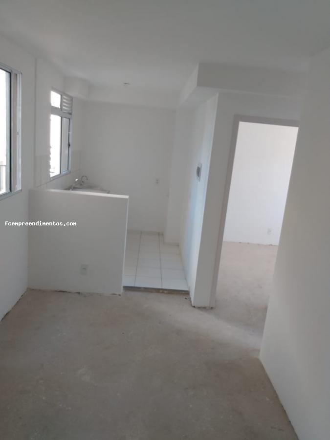 Apartamento à venda com 2 quartos, 44m² - Foto 9