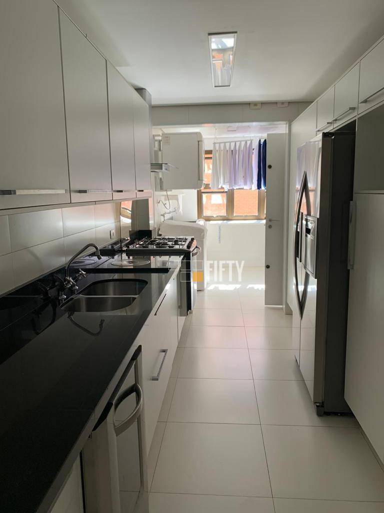 Apartamento para alugar com 2 quartos, 155m² - Foto 8