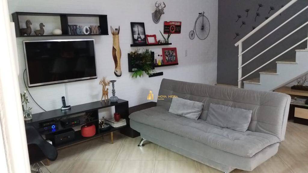 Sobrado à venda com 2 quartos, 90m² - Foto 4