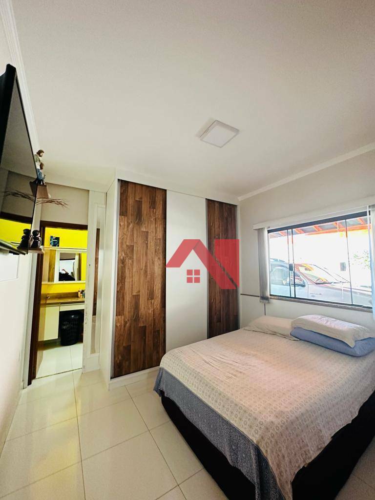 Casa à venda com 2 quartos, 120m² - Foto 14