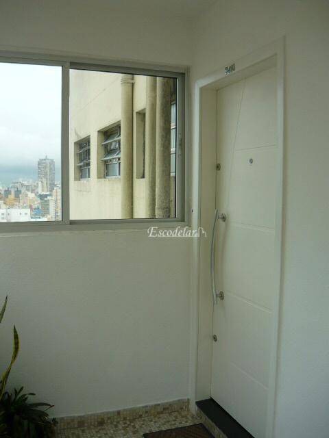 Apartamento à venda com 2 quartos, 44m² - Foto 20