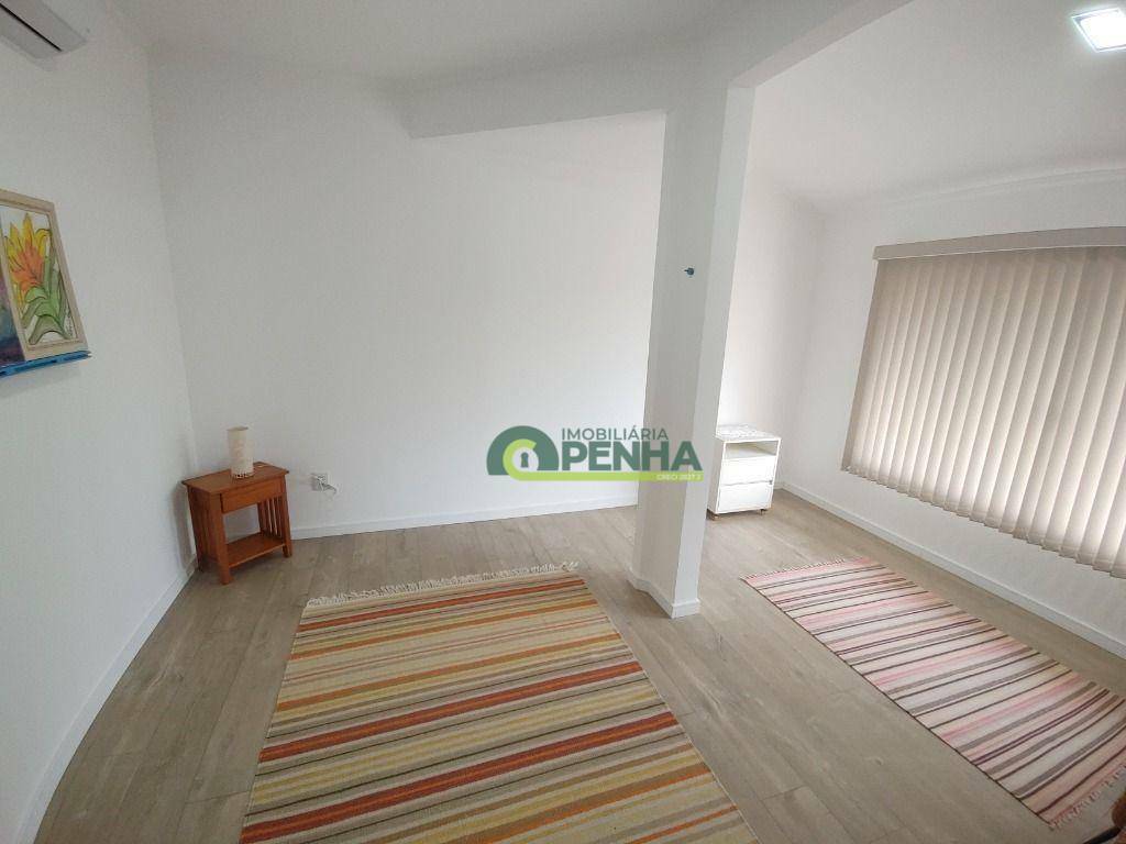 Casa à venda com 4 quartos, 207m² - Foto 16