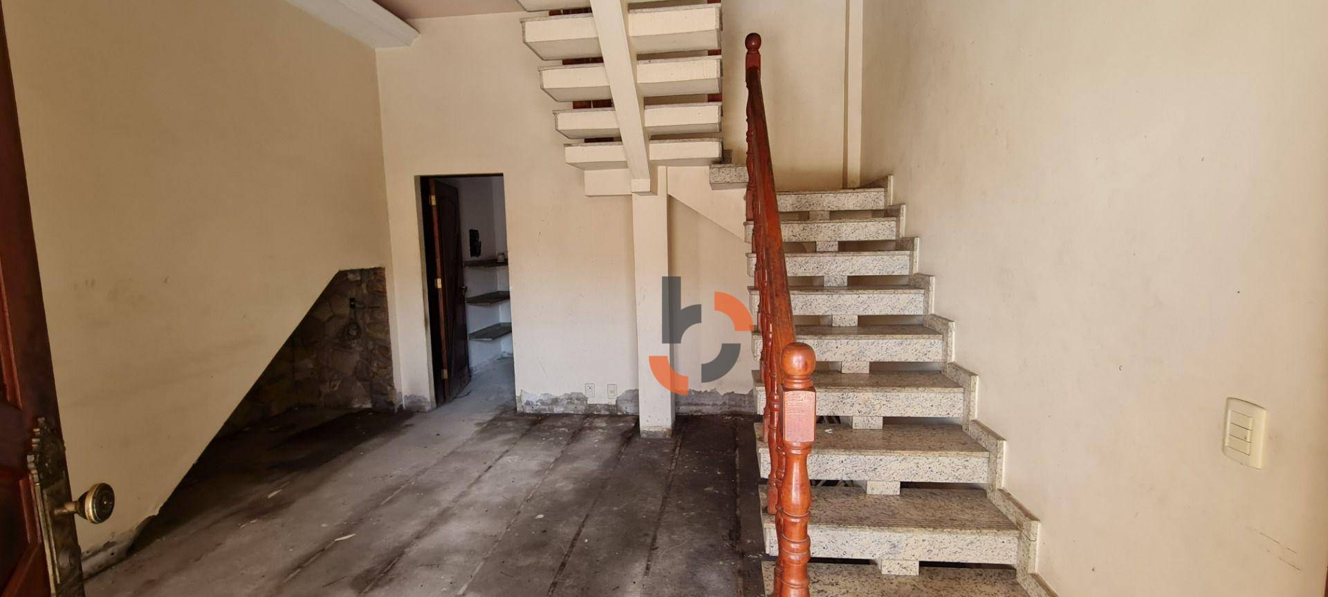 Casa à venda com 4 quartos, 452m² - Foto 14