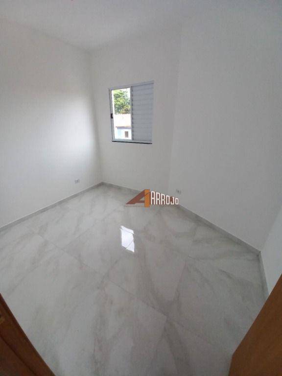 Apartamento à venda com 2 quartos, 34m² - Foto 17