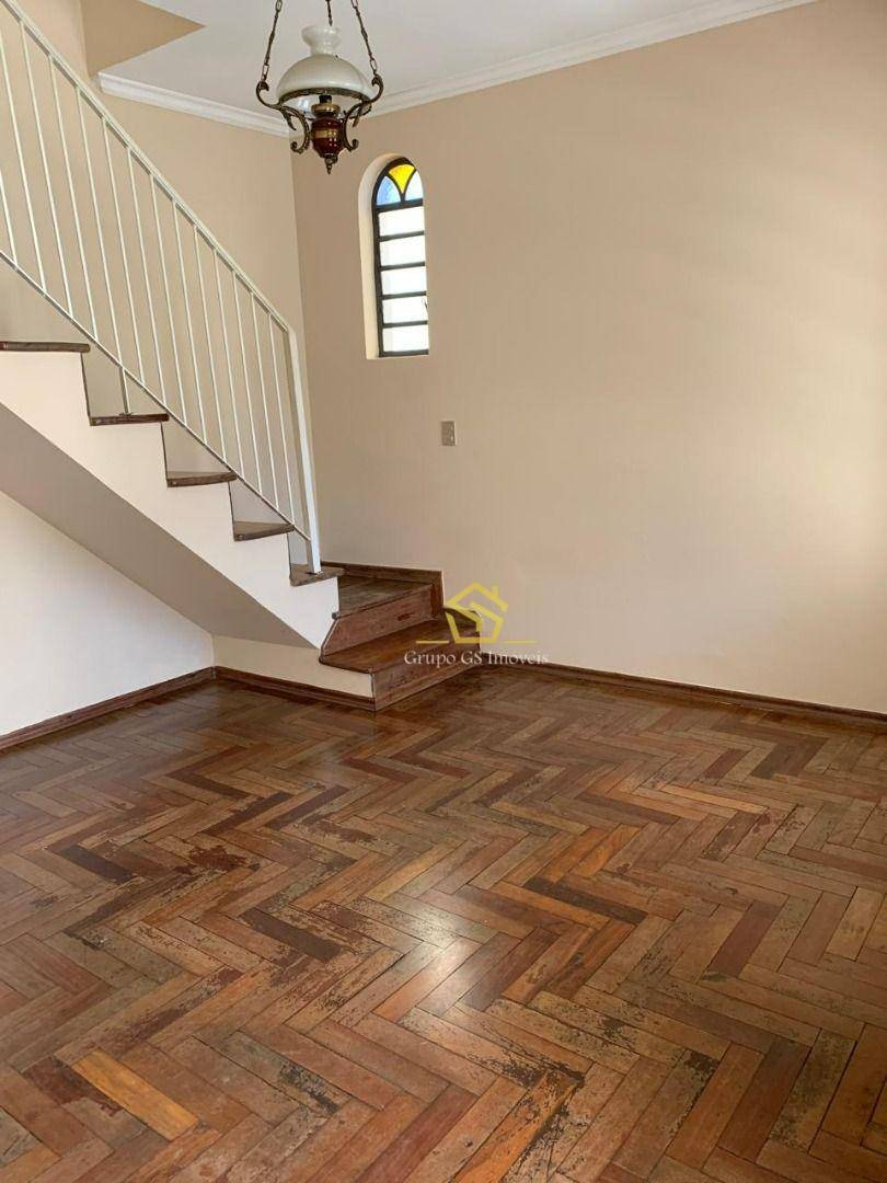 Casa para alugar com 2 quartos, 150m² - Foto 13