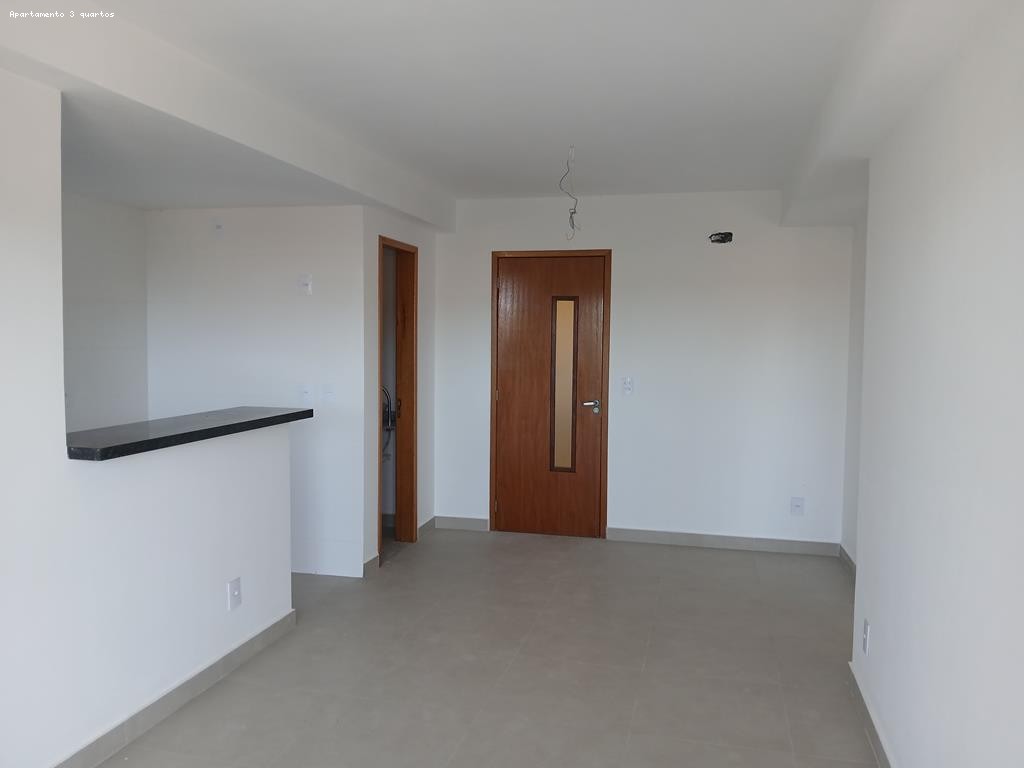 Apartamento à venda com 2 quartos, 69m² - Foto 20