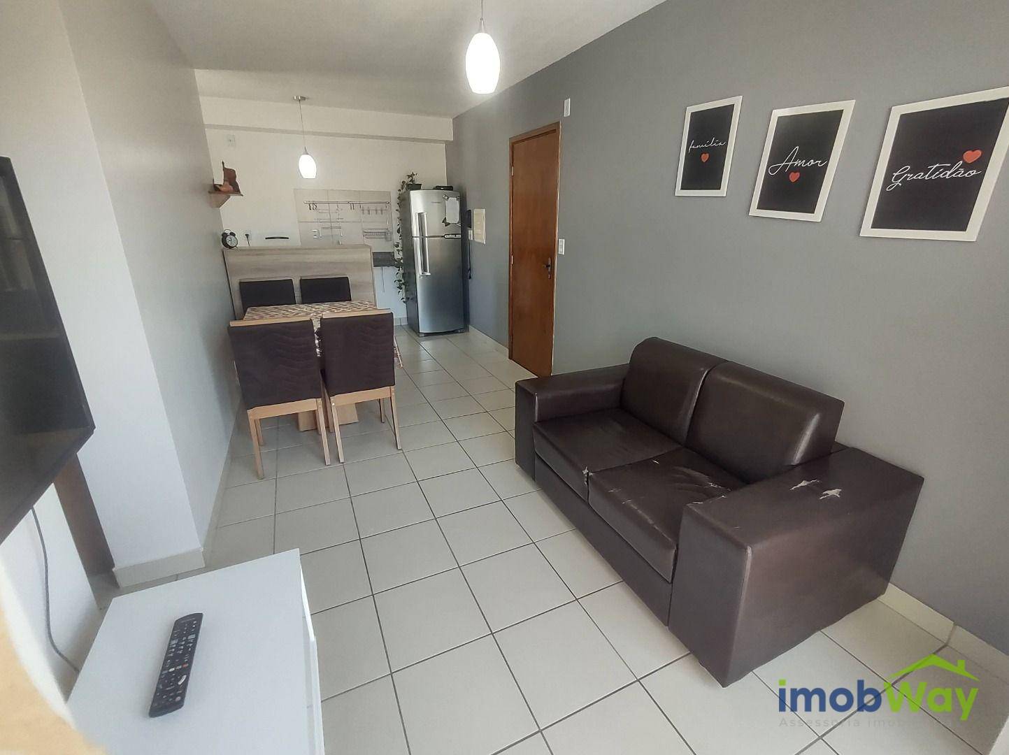 Apartamento à venda com 2 quartos, 45m² - Foto 4