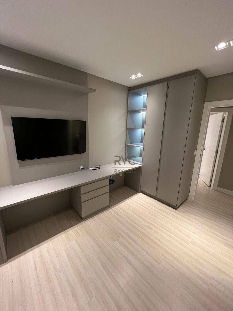 Apartamento à venda com 4 quartos, 145m² - Foto 12