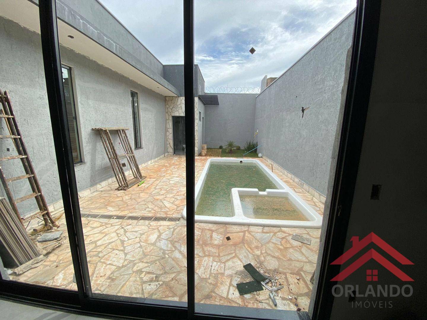 Casa à venda com 3 quartos, 174m² - Foto 4