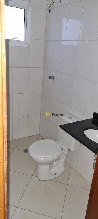 Apartamento para alugar com 3 quartos, 70m² - Foto 4