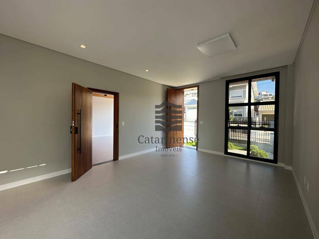 Casa à venda com 3 quartos, 193m² - Foto 16