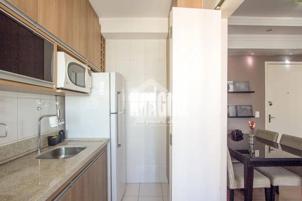 Apartamento à venda com 2 quartos, 45m² - Foto 12