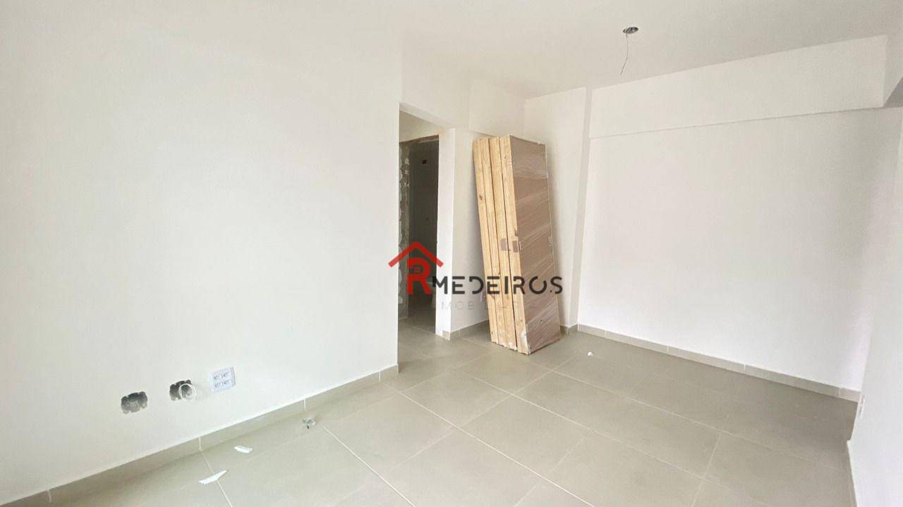 Apartamento à venda com 2 quartos, 65m² - Foto 5