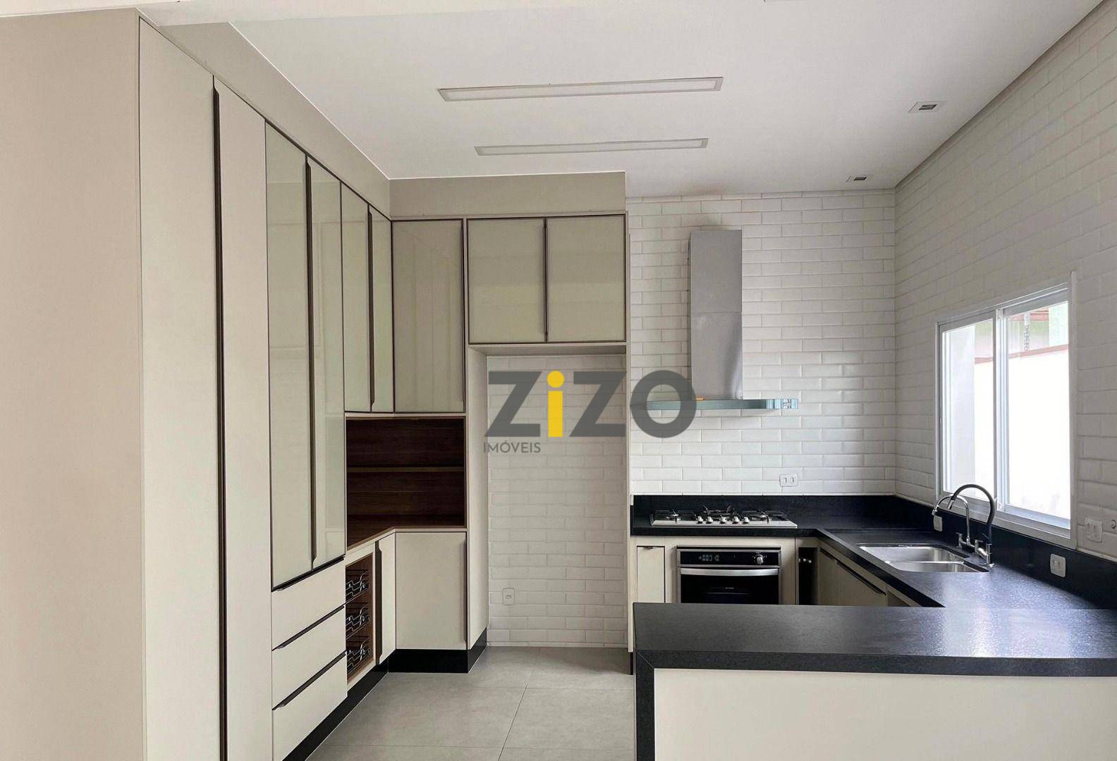 Casa de Condomínio para alugar com 5 quartos, 200m² - Foto 10