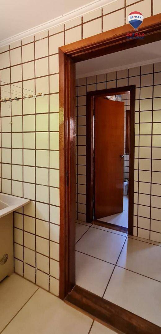 Casa de Condomínio à venda com 4 quartos, 309m² - Foto 58