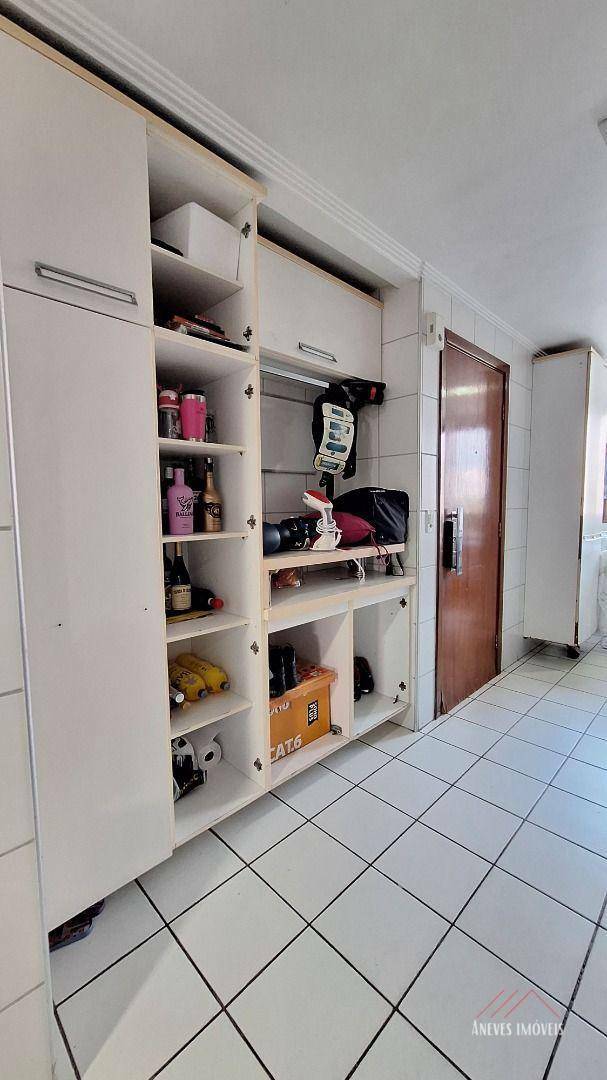 Apartamento à venda com 4 quartos, 280m² - Foto 7