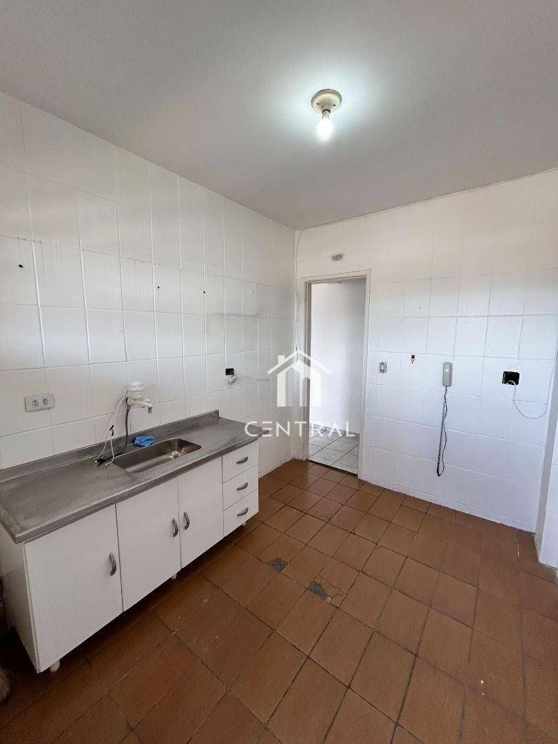 Apartamento à venda com 2 quartos, 62m² - Foto 13