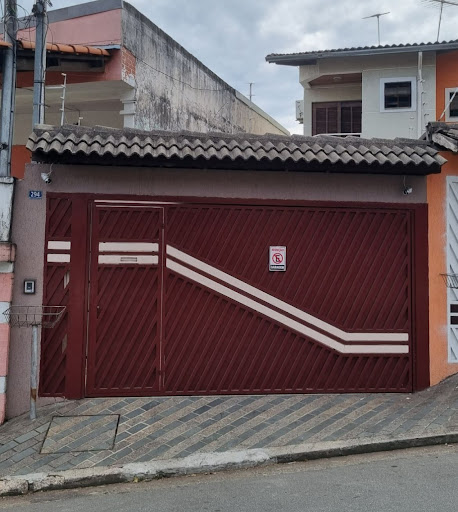 Sobrado à venda com 3 quartos, 130m² - Foto 1