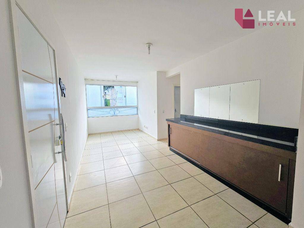 Apartamento para alugar com 2 quartos, 50m² - Foto 2