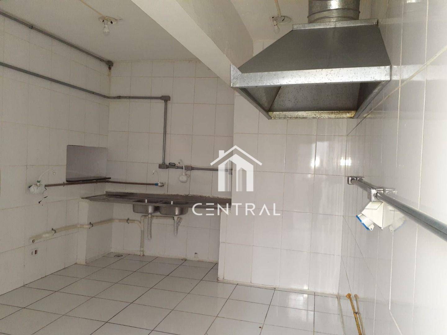 Sobrado à venda com 5 quartos, 500m² - Foto 56