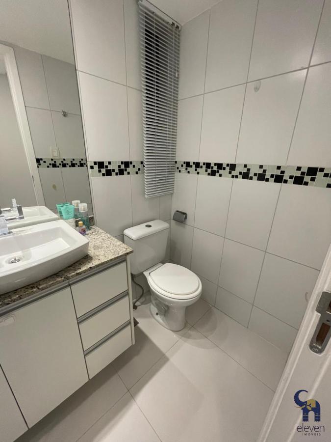 Apartamento à venda com 2 quartos, 60m² - Foto 25