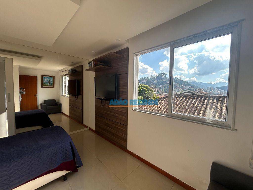 Casa de Condomínio à venda com 4 quartos, 251m² - Foto 16