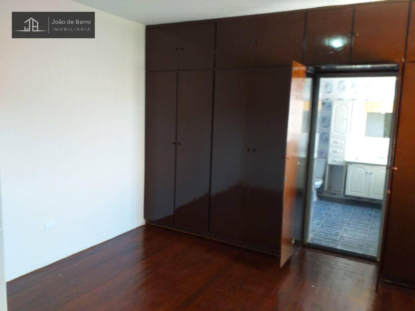 Sobrado à venda com 3 quartos, 200m² - Foto 9