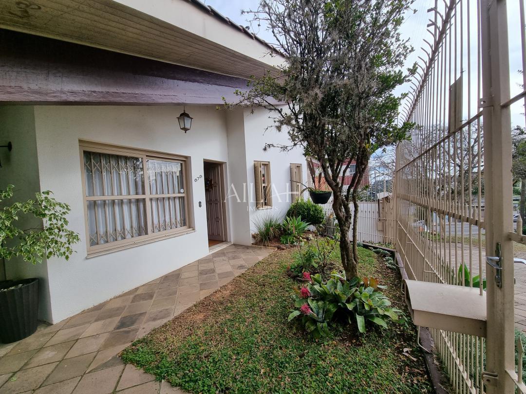 Casa à venda com 4 quartos, 216m² - Foto 4
