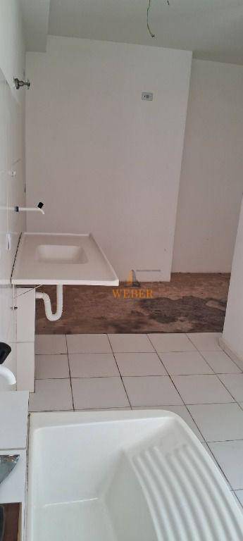 Apartamento à venda com 2 quartos, 50m² - Foto 13