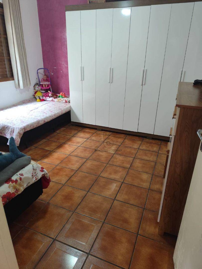Casa à venda com 2 quartos, 97m² - Foto 5