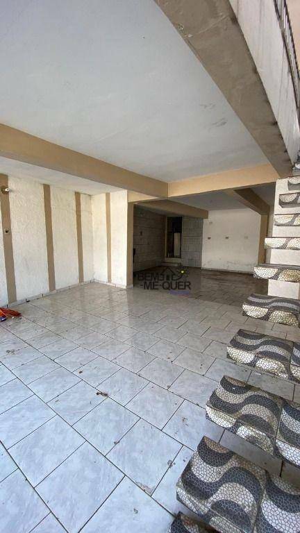 Sobrado à venda com 4 quartos, 230m² - Foto 44