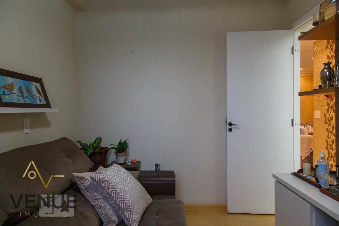 Apartamento à venda com 3 quartos, 84m² - Foto 32