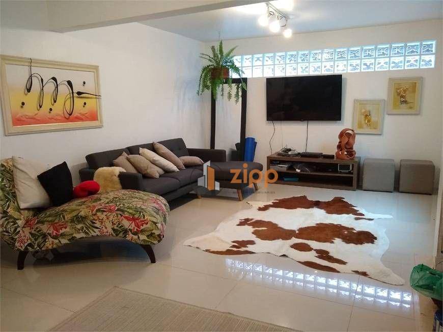 Sobrado à venda com 3 quartos, 260m² - Foto 1