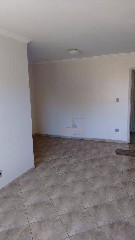 Apartamento à venda com 2 quartos, 70m² - Foto 1