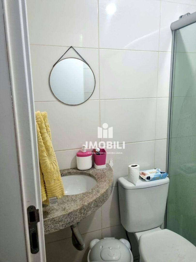 Apartamento à venda com 3 quartos, 96m² - Foto 11