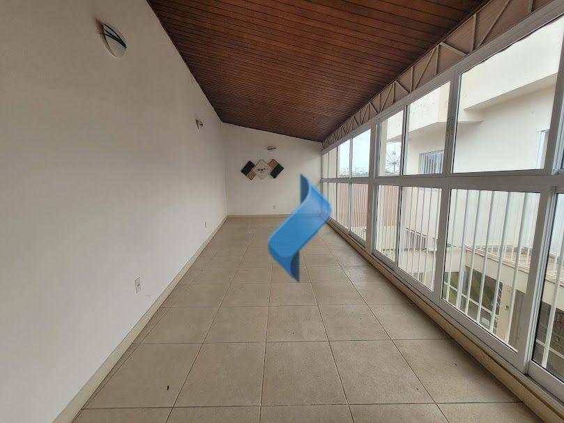 Casa à venda e aluguel com 3 quartos, 277m² - Foto 64