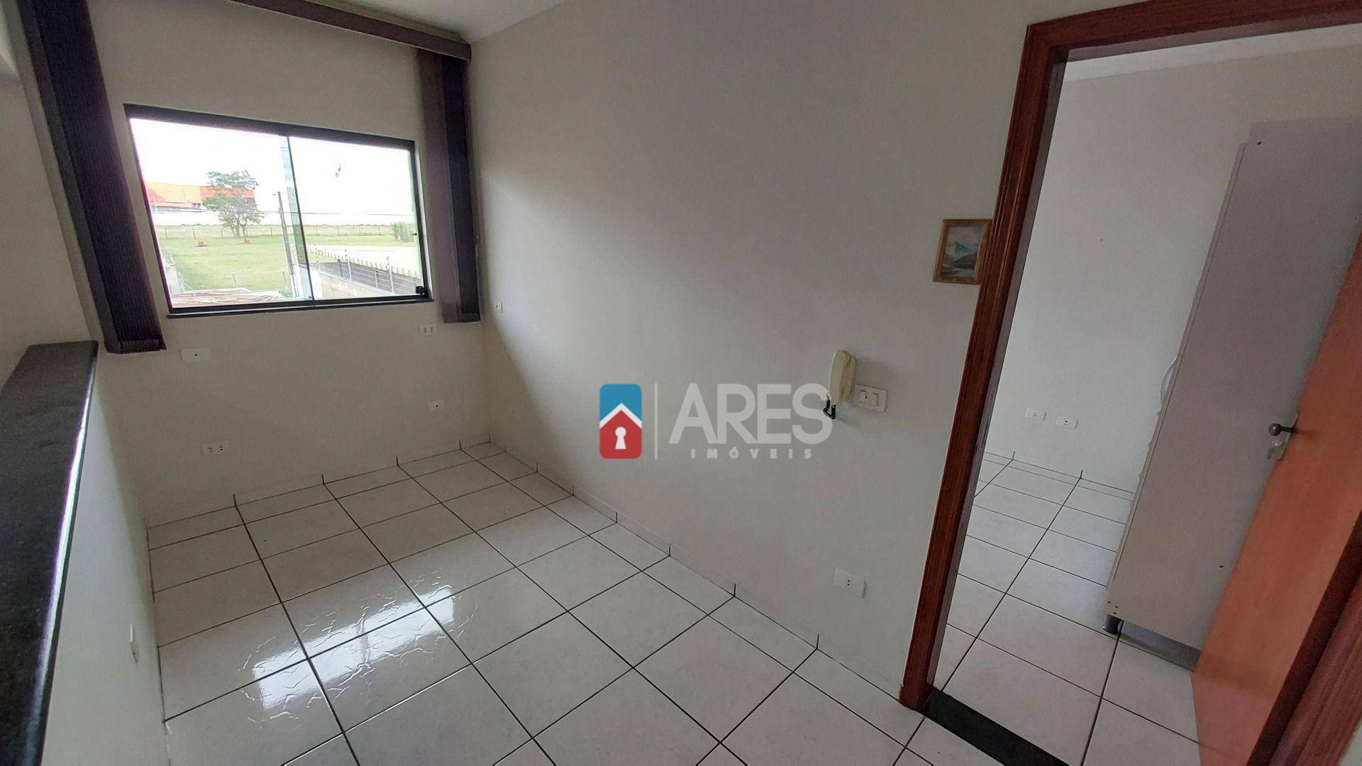 Casa para alugar com 2 quartos, 110m² - Foto 12