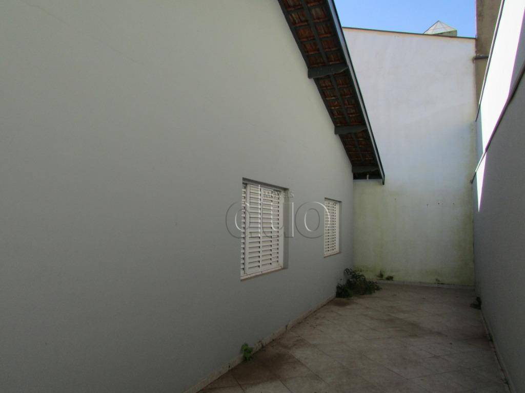 Casa para alugar com 3 quartos, 130m² - Foto 27