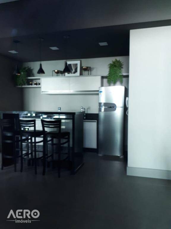 Apartamento para alugar com 2 quartos, 60m² - Foto 31