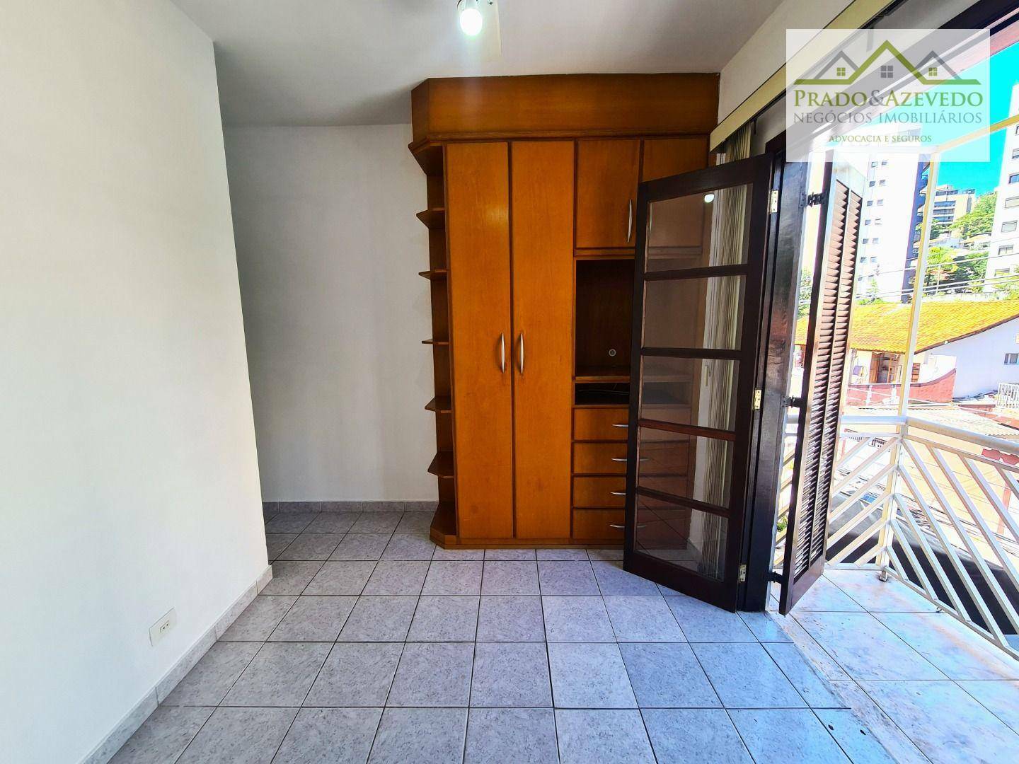 Casa para alugar com 3 quartos, 114m² - Foto 13