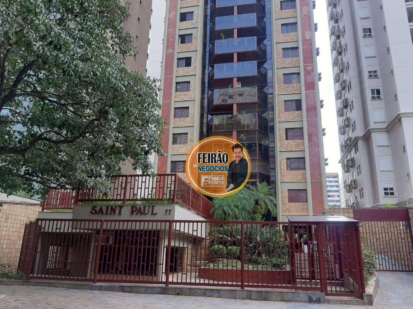 Apartamento à venda com 3 quartos, 145m² - Foto 1