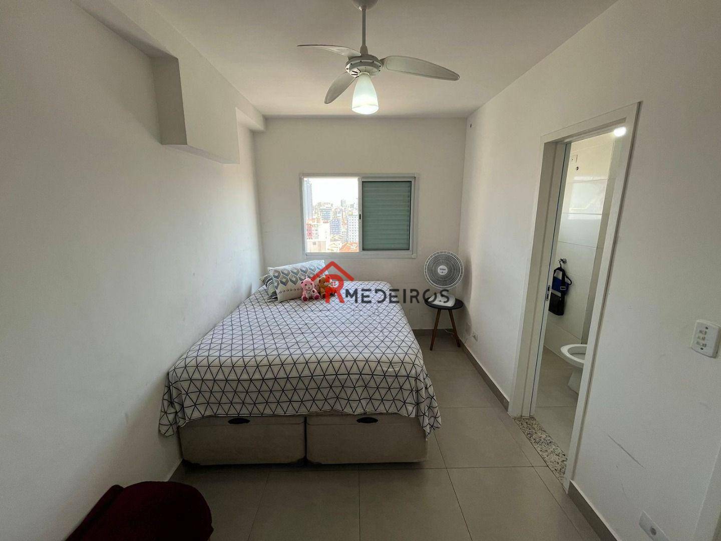 Apartamento à venda com 3 quartos, 117m² - Foto 14